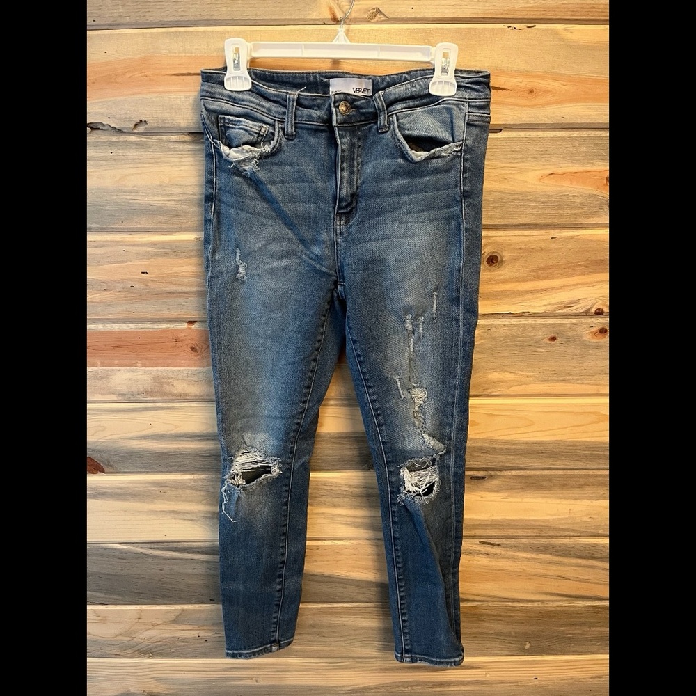 Vervet distressed skinny jeans size 29